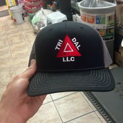 Trucker Hat That’s Worth 5$