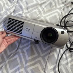 Video Projector with Cables Toshiba