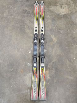 177 Volkl v30 skis + bindings