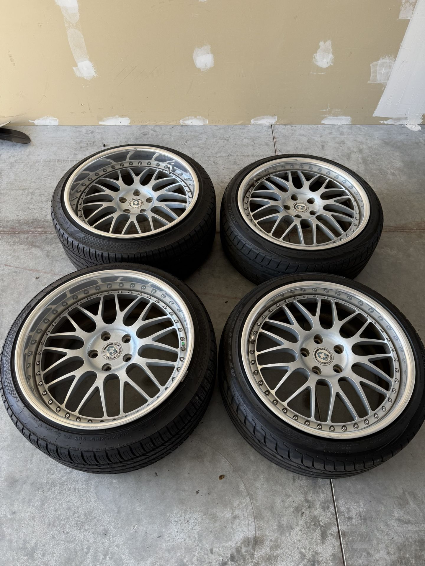 HRE 3 Piece Wheels - 5x114 - 19”