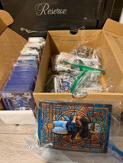 750+ Sports Card Lot – 2 Jumbo Stained Glass – Rookies Inserts Parallels NFL
