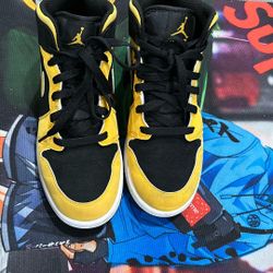 Air Jordan 1 Mid  Size 6y