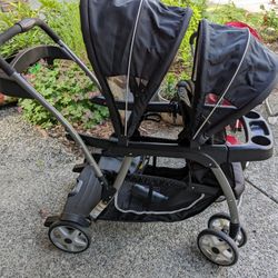 $80 OBO - Graco Tandum Double Stroller W/ Standing platform