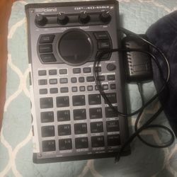 Roland Sp 404 Mk2