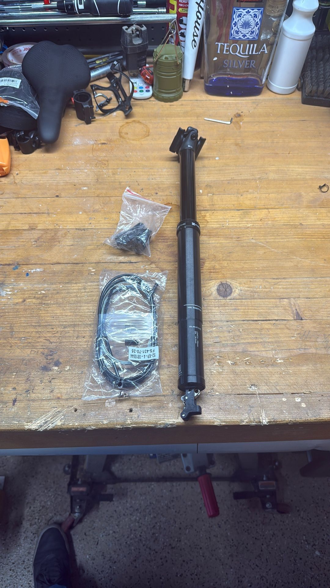 XFusion Manic Dropper Post