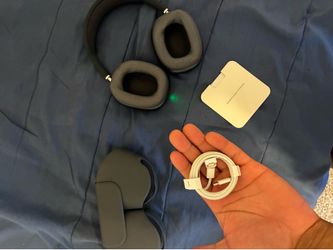 AirPod max