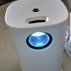  Mini Projector for Phone, 1080P HD Outdoor Movie Projector