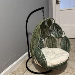 Outdoor/Indoor Pet Swing /Bed with Stand