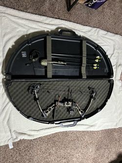 Mission by Mathews Compound Bow Package – Ready to Hunt – Case & Accessories