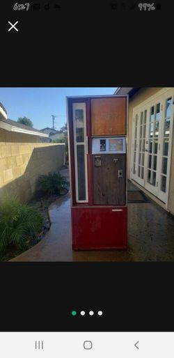 Vintage Coca Cola Machine 1960’s Working Condition 