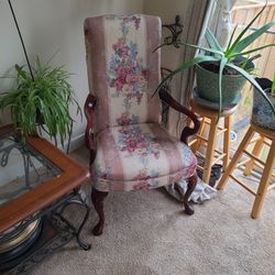 Classic Side Chair 