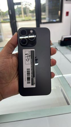 iPhone 15 Pro Max 256 GB (Unlocked)