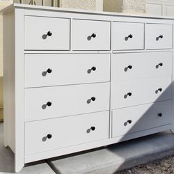 Modern White 10 Drawer Dresser