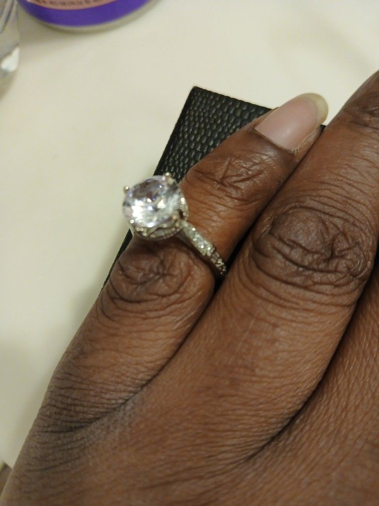985 Fine Silver Engagement Ring Swarovski Diamond Shiny!