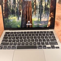 MacBook Air 13” M3 (2024) – MDM / Management Locked