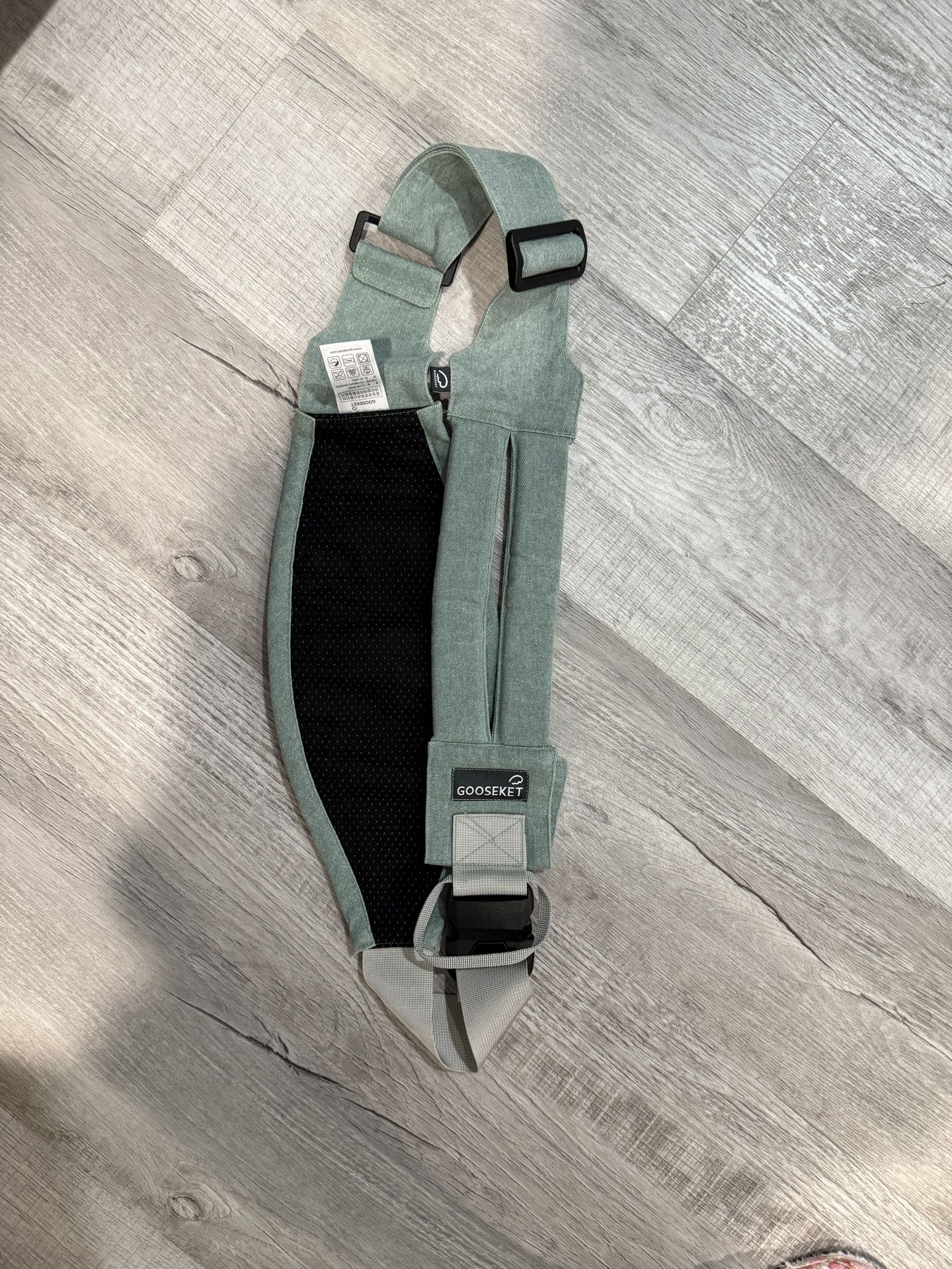 Gooseket Baby Carrier