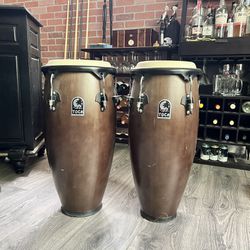 Toca Conga Drums