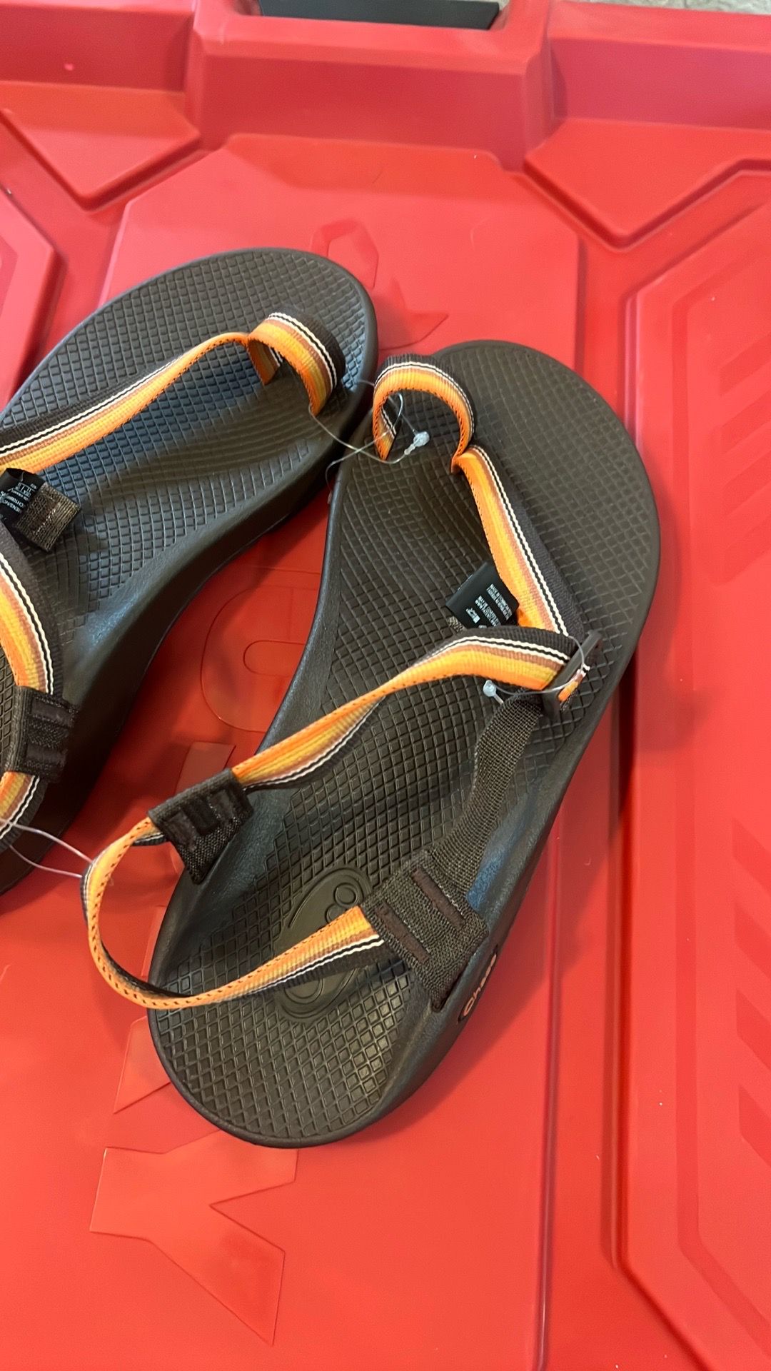 NEW Chaco Bodhi Classic Strap Sandals Orange Brown Mens Size 11