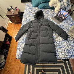Levi’s Men’s Quilted Extra Long Parka Jacket – Size M