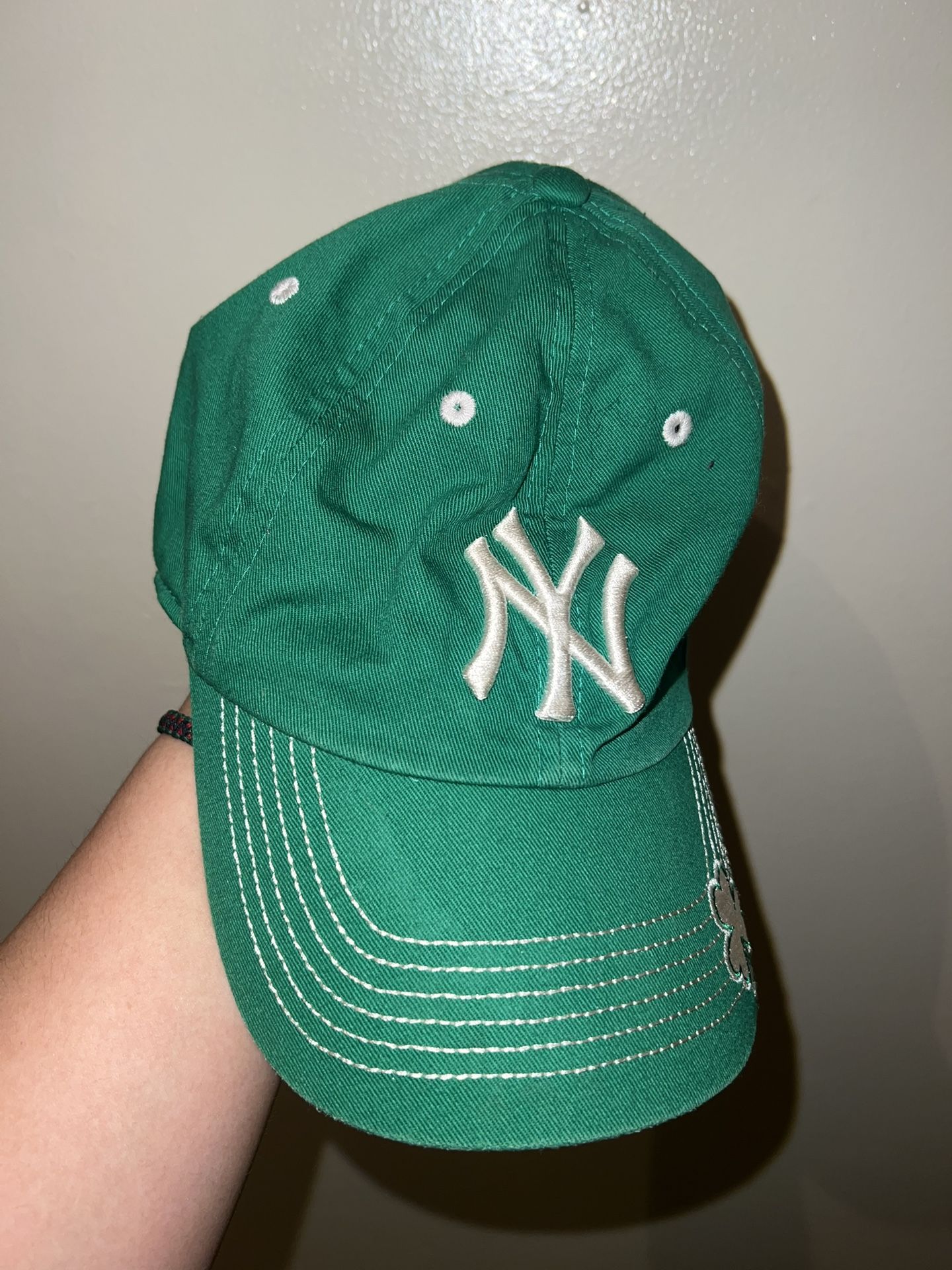 NY Yankees Shamrock Hat
