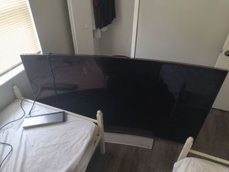 Samsung curved TV no remote 78 inch for sale ASAP