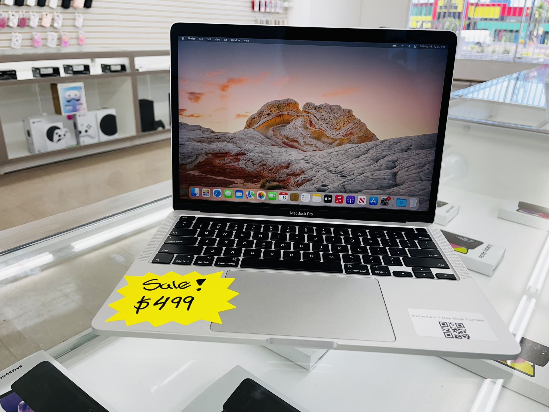 MacBook Pro 2020 i5 8gb Ram 256gb Ssd