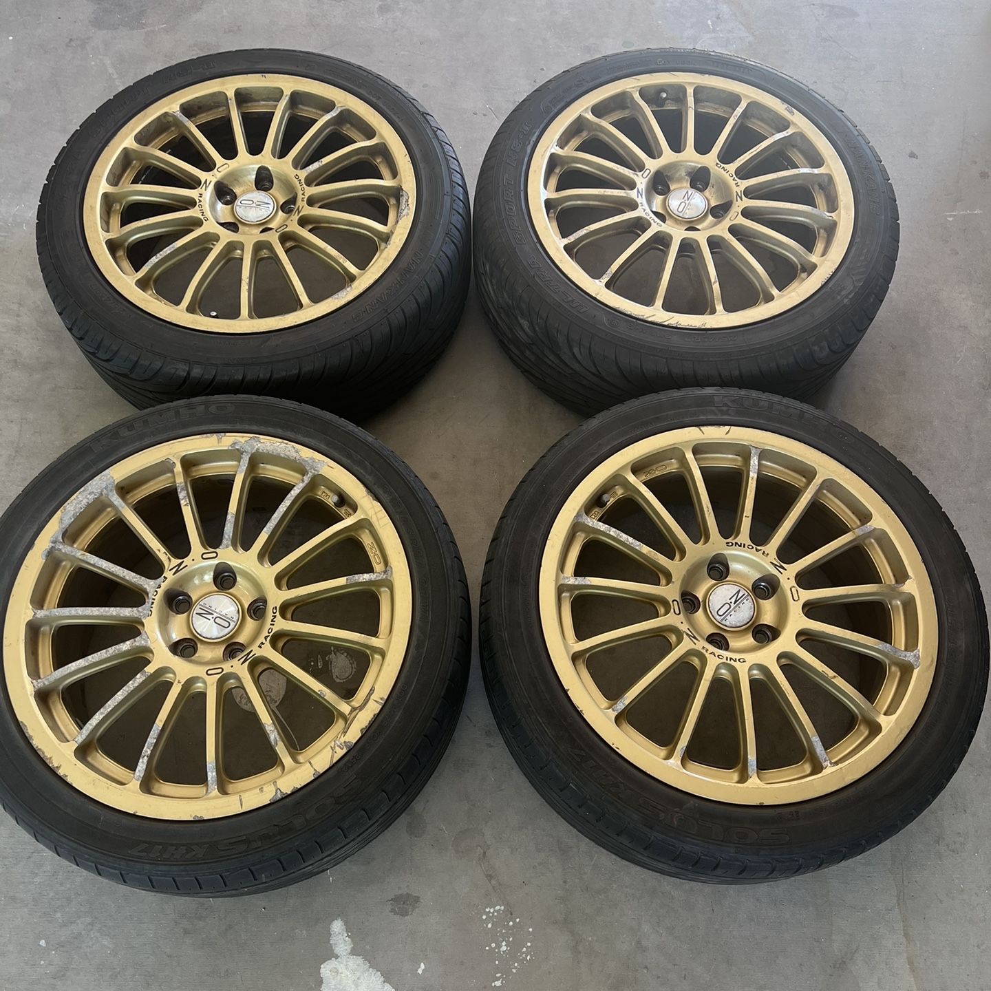OZ Racing superturismo Gold Wheels 17x8 5x100 For Subaru Impreza 