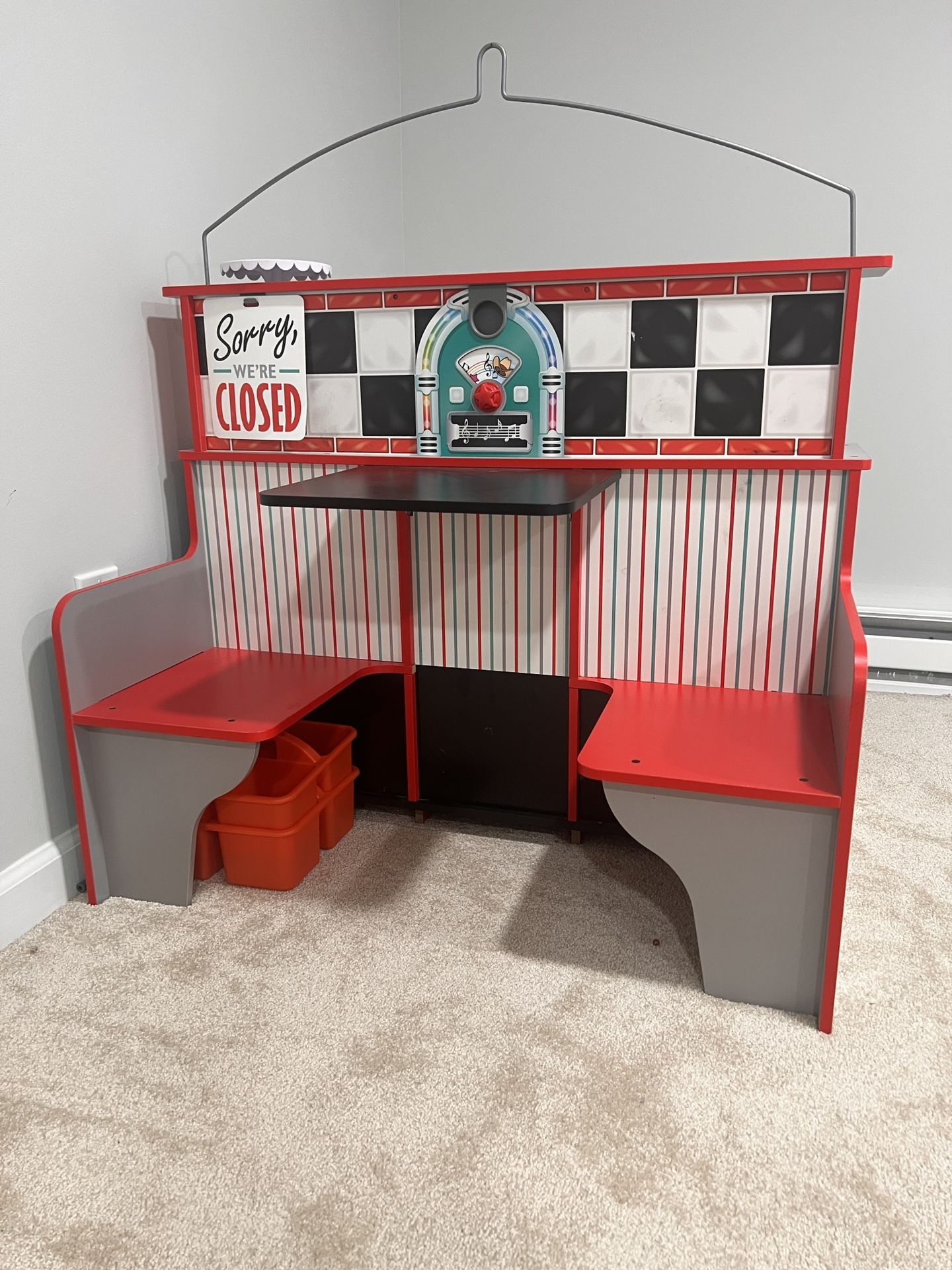 Melissa & Doug Double-Sided Wooden Star Diner Restaurant Play Space + Tent