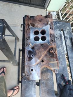 1966 Mustang GT Intake manifold 4barrel