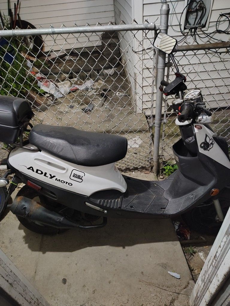 50cc Scooter