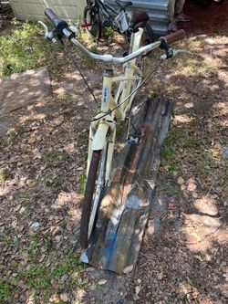 Shwinn bicycle