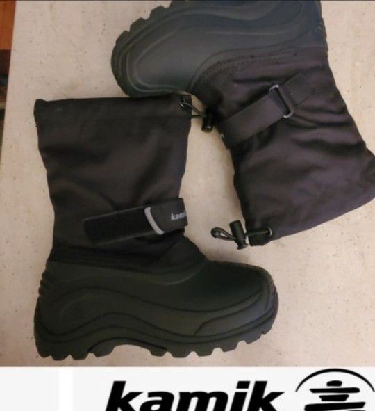 Kamik Boots NEW $15