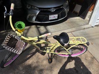 26-inch Margaritaville/Jimmy Buffett women’s beach cruiser