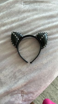 black stitch cat ears 