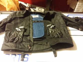 Jacket/ helmet/ gloves