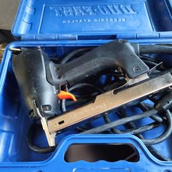 Stapler, Carpet- Upholstery 