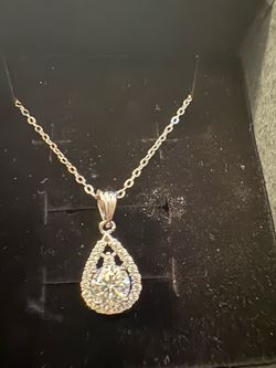 Sparkling Necklace