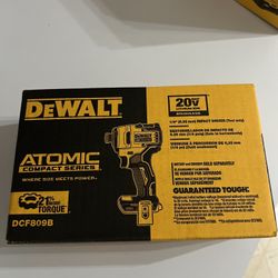 DEWALT 20V MAX Impact Driver 1/4 in. with 6.0Ah and 4.0Ah Batteries and Charger