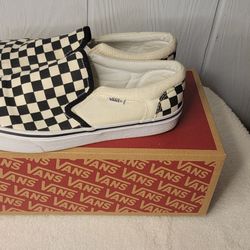 Vans - Asher - Men's 9  with box
