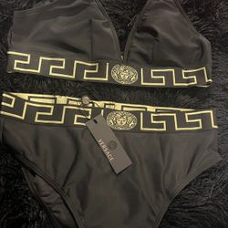 Size Large 