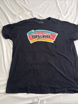 San Antonio Spurs Graphic T-Shirt xxl. $15