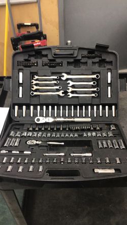Husky Large Socket and Wrench Mechanic Tool Set