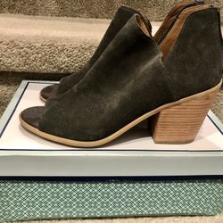 Susina Charcoal Suede Women Size 10 Shoes