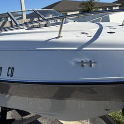 1998 Four Winns Sundowner 20 Ft