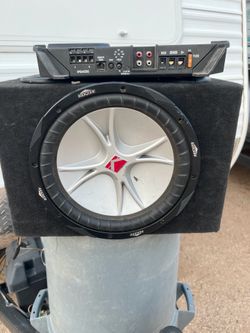 Rockford fosgate 600 watt amp and 1 12 inch woofer