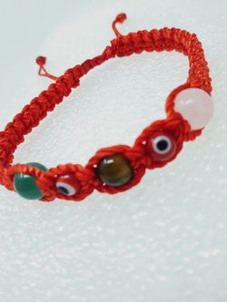 Red Bracelet Good Energy& Protection
