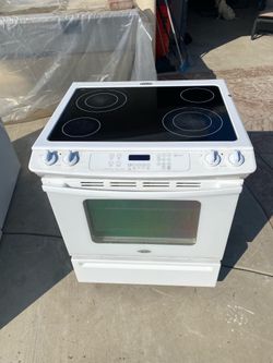 30” Slide In Electric Glass Top 4 Elements Stove