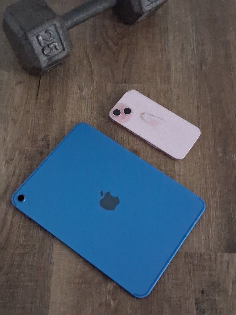 IPad A16+cellular 516GB and a IPhone 15plus