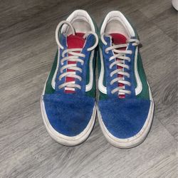 5 1/2 Boys vans 