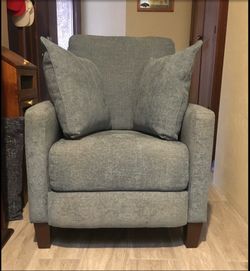 Norwich Push Back Recliner